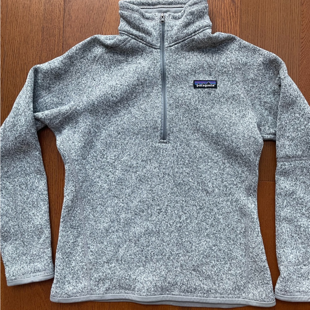 Women’s Gray Patagonia Fleece 1/4 Zip Jacket, Size S